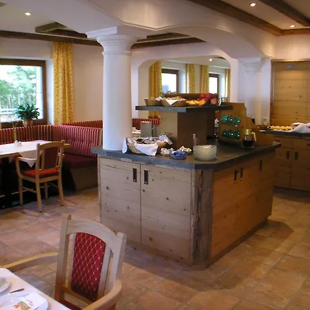 Hotel-garni Weidacherhof Leutasch